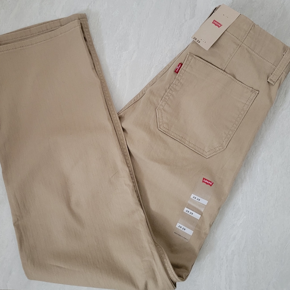 LEVIS new with tags, tan chino work pants